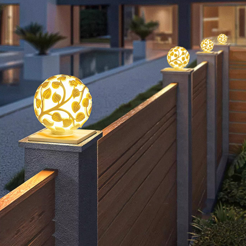 أضواء أعمدة خارجية تعمل بالطاق - مراجعة Outdoor Lighting Decoration وسعره