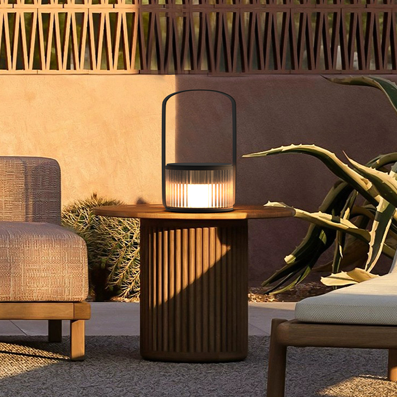 شحن خارجي محمول ضوء محيط يعمل  - مراجعة Outdoor Lighting Decoration وسعره